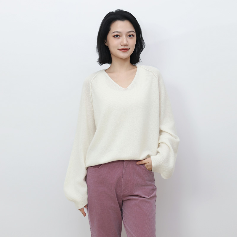 V领插肩袖羊绒衫宽松型针织女