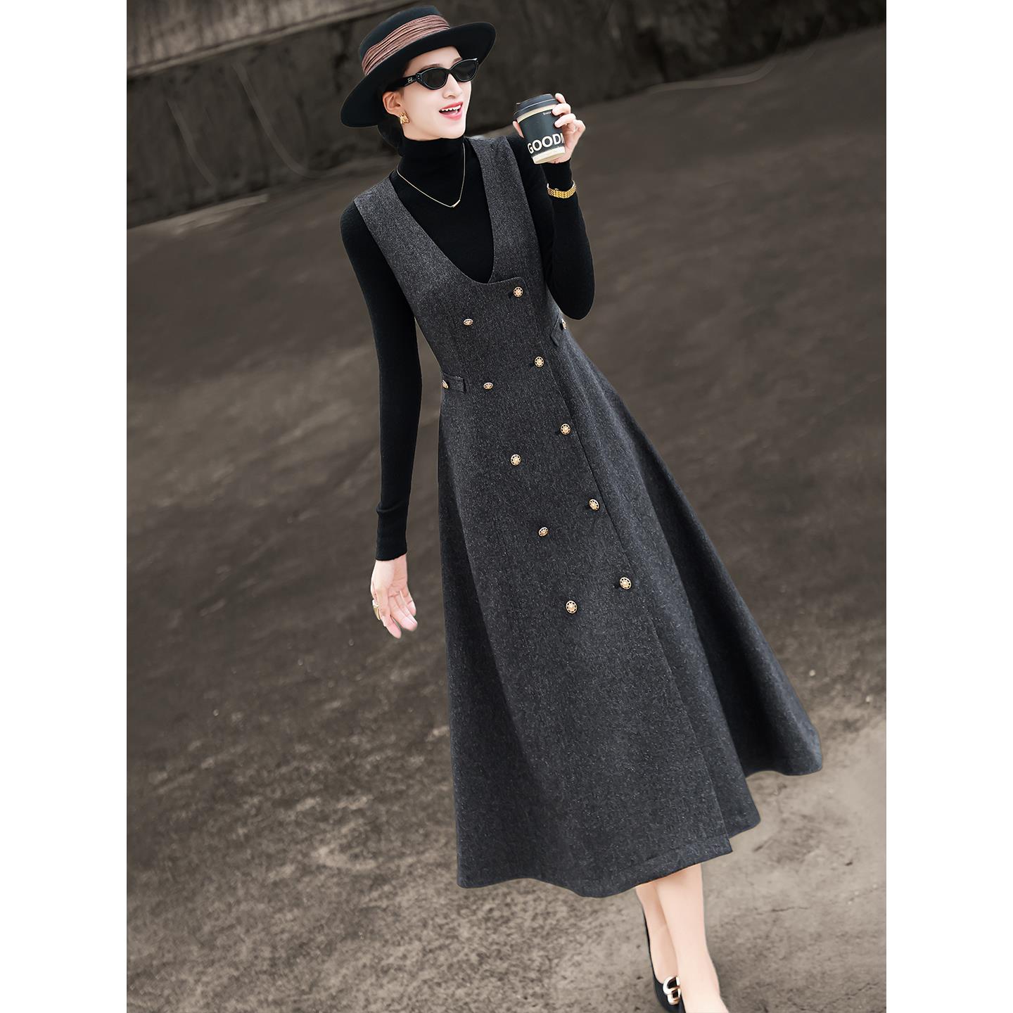 2025秋冬新款气质无袖背心连衣裙