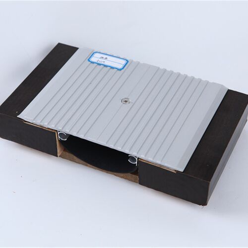 新品铝合金建筑变形缝不s锈钢伸缩缝盖板外墙楼地面分割缝抗震缝