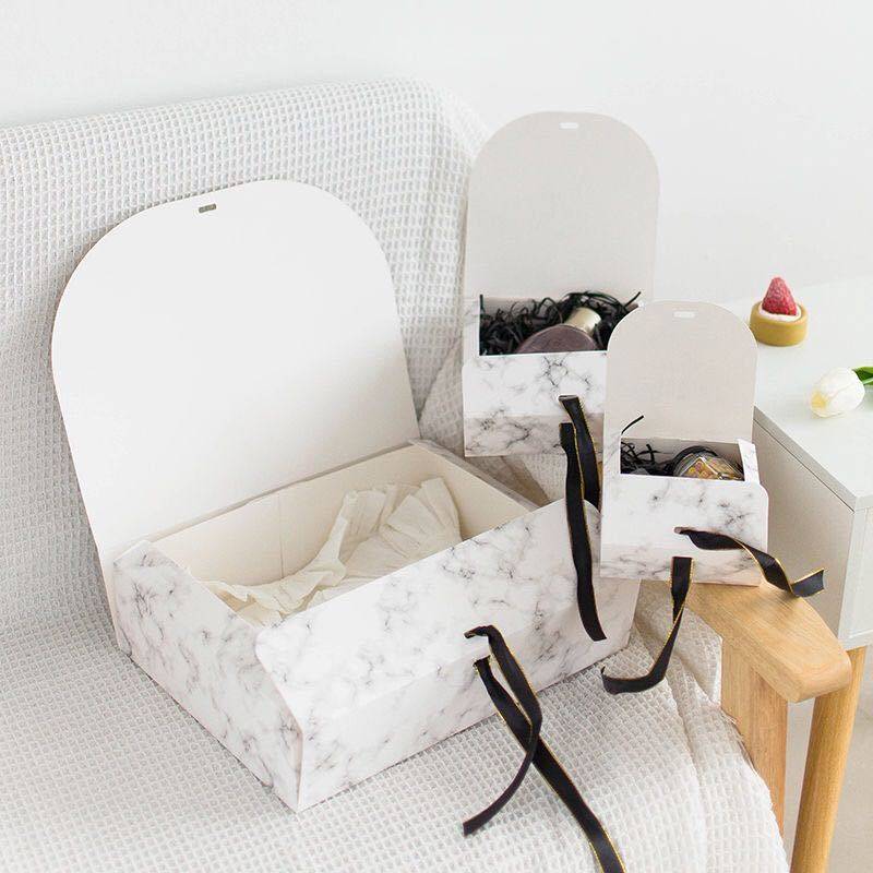 礼盒手提袋礼盒礼物大小号韩版礼物盒围巾高颜值INS包装盒妇女节