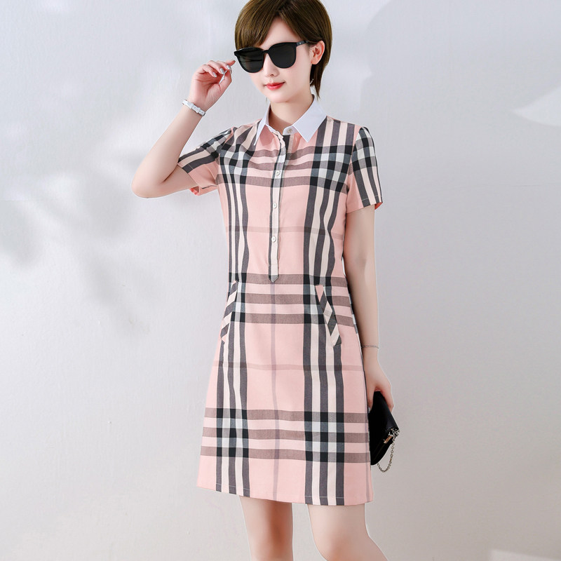 衬衫裙 大码女装胖mm显瘦夏天衣服裙子直筒英伦风粉色格子连衣裙