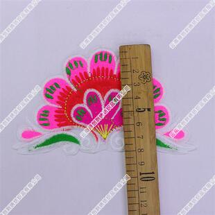 极速云南省民族绣花厂家直销苗族彝E族毛线凤尾背胶布贴舞台服装