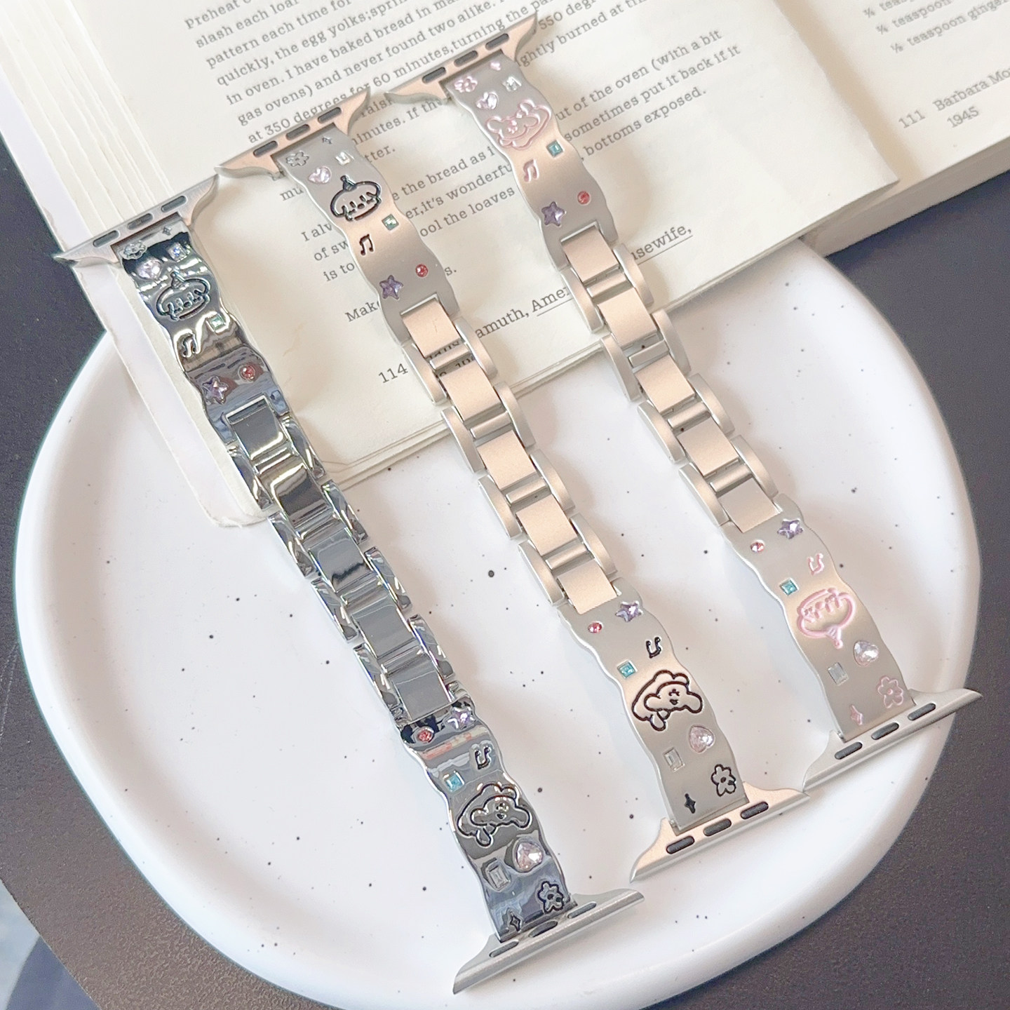 壳里斯iwatch表带S11礼帽小狗波浪金属手镯SE链条S9适用S10苹果applewatch华为GT6手表FIT4红米5小米9pro荣耀