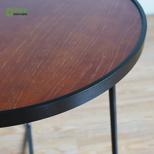 斯瓦勒实木金属拉丝边轻奢原木色胡桃木色北欧圆边艺术简约茶几