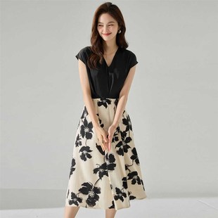 洋气40岁中长款 妈妈连衣裙夏装 衣服中年女装 夏款 裙子 气质妈妈装