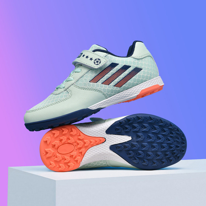 儿童足球鞋男童小学生网面透气TF碎钉中小学生青少年专业训练专用