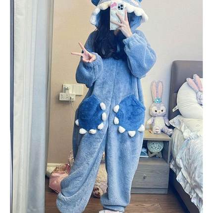 鲨鱼连体睡衣甜美可爱珊瑚绒女2024秋冬款加厚保暖连体睡袍可外穿