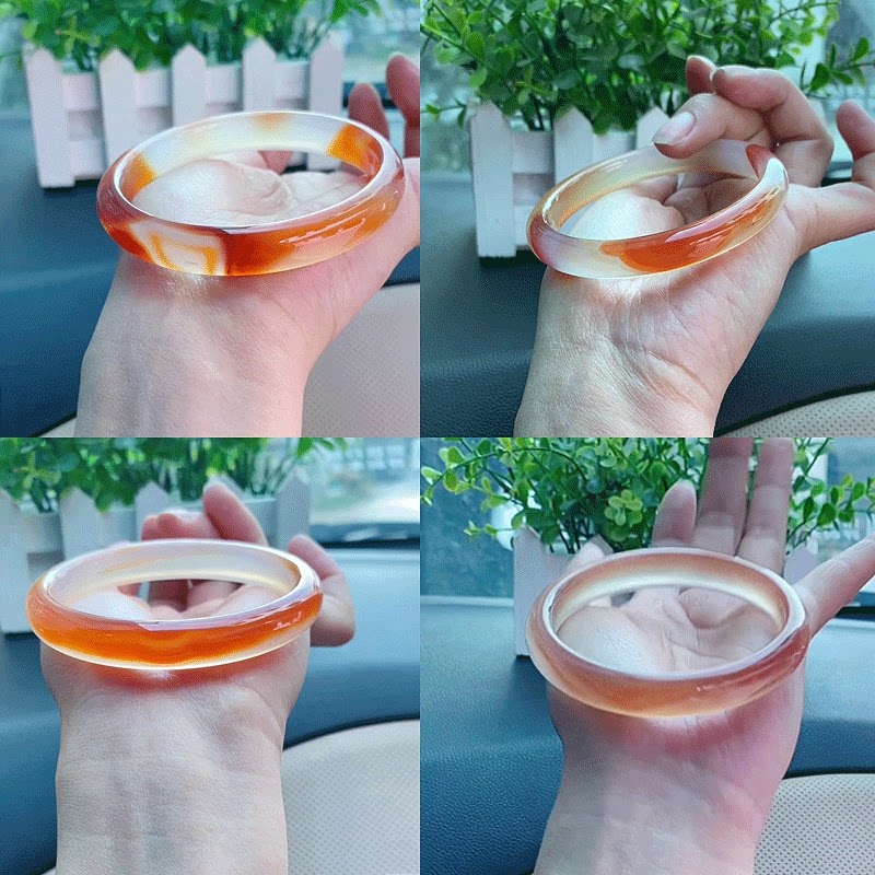 玛瑙玉髓俏色锦鲤手镯