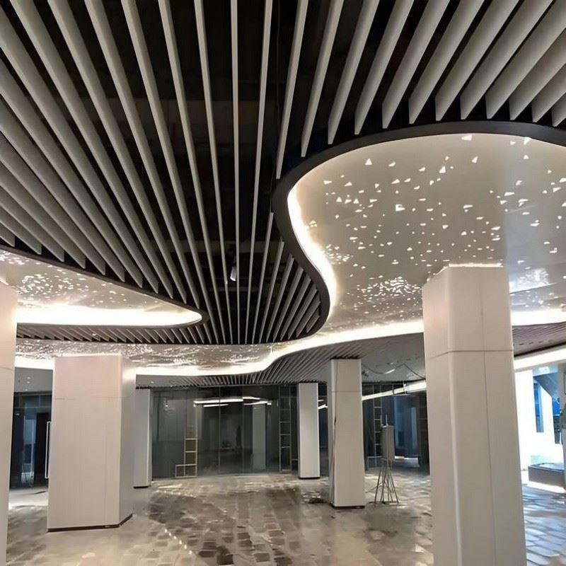 木纹铝方管现货铝方通铝合金方管型材门头外墙四方管定制隔断铝管