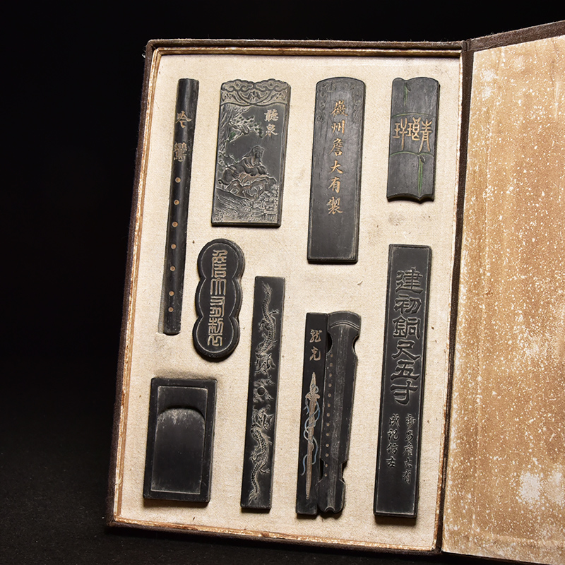 珍藏套装 1987年制 清代老墨版 礼品款《手卷墨》曹素功收藏老墨