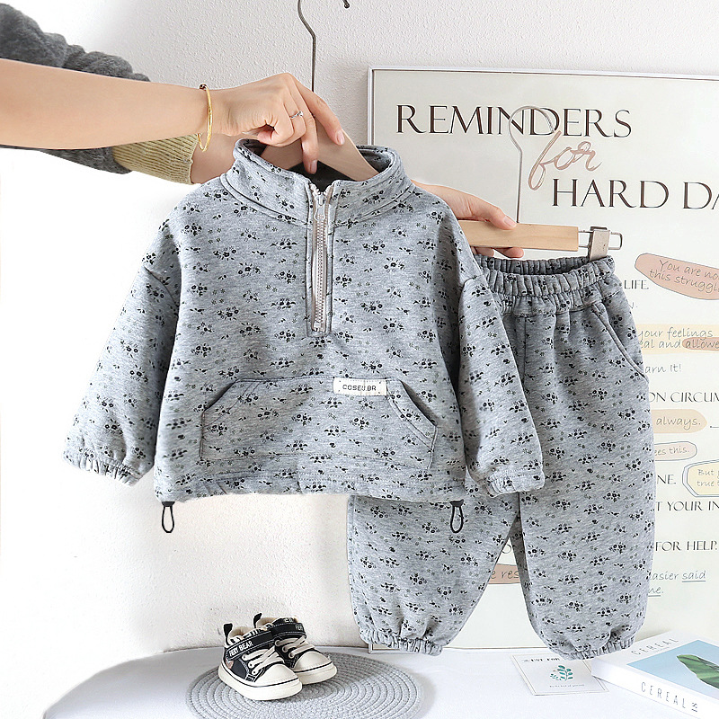 男童秋冬套装2025新款洋气时髦儿童碎花加绒休闲运动卫衣卫裤