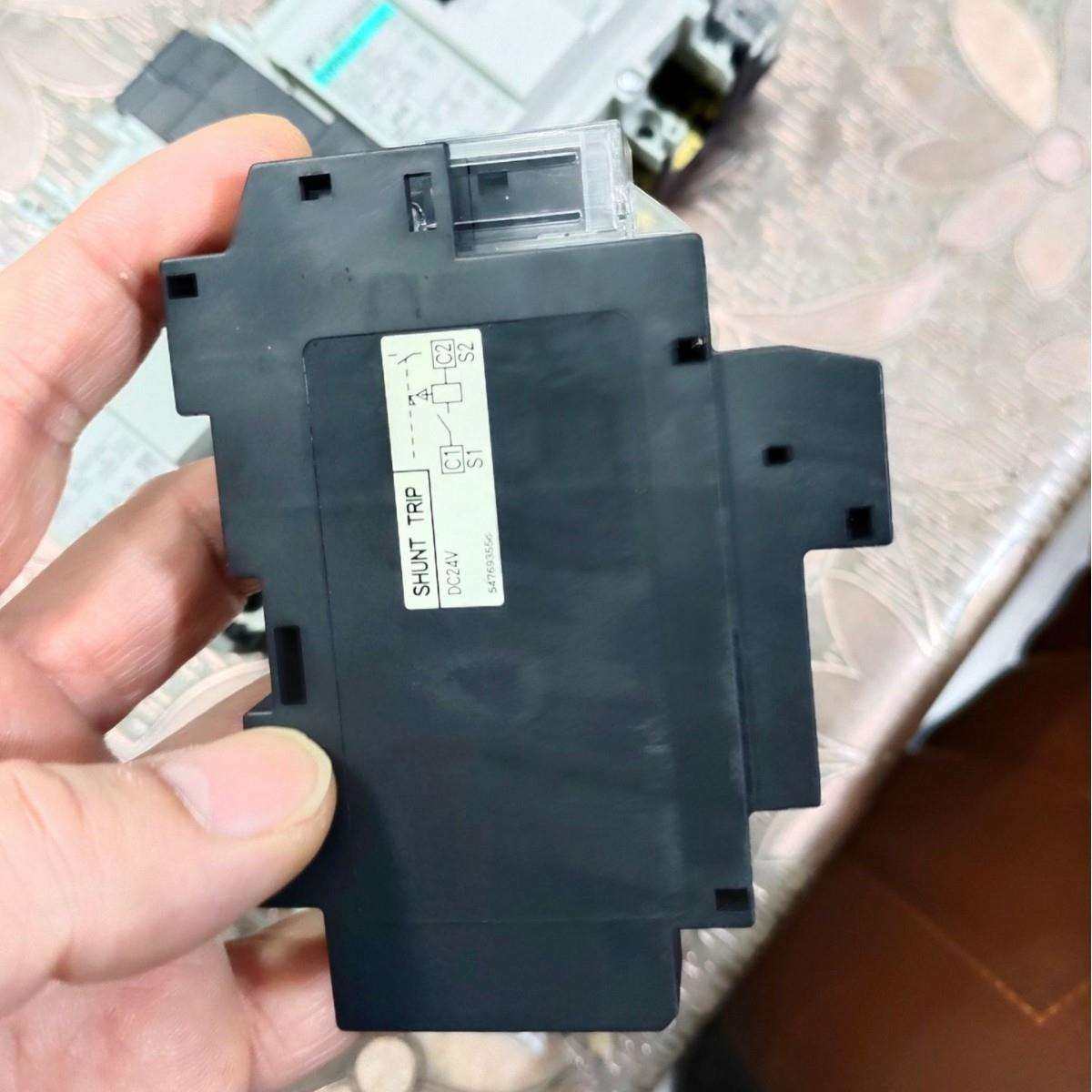 匹配富士漏电断路器 EW32 EW50 EW63 EW100 外置脱扣器