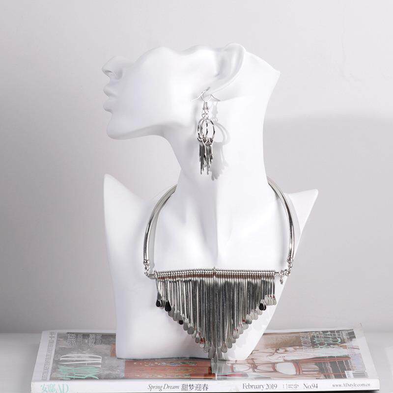 现代简约抽象女人物雕塑摆件样板间售楼处大堂玄关软装艺术展示架