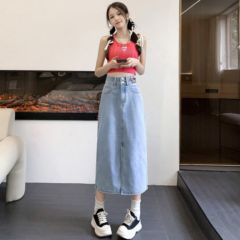 浅蓝色牛仔半身裙女秋新款高腰显瘦设计感前开叉a字大码包臀半裙