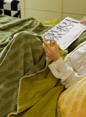 立体剪花毛毯午休毯盖毯子卧室沙发休闲毯珊瑚绒法兰绒绿色办公室