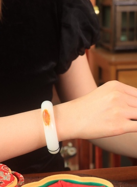 平安镯新疆和田羊脂级俏橘红皮镯