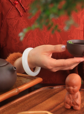 新疆和田玉羊脂白玉原矿手镯女款