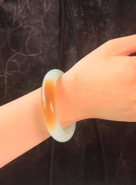 新疆和田玉糖白玉手镯