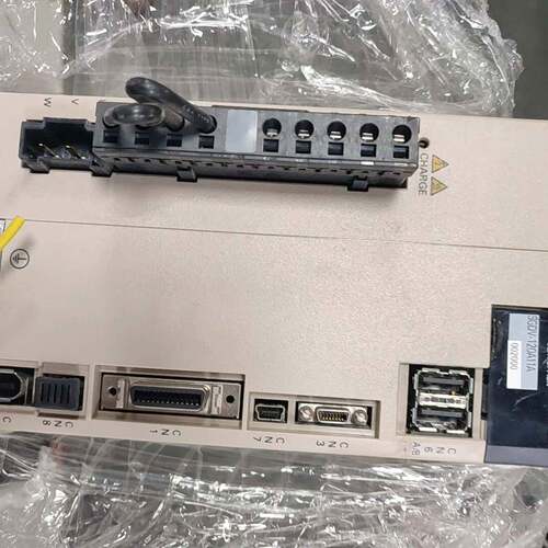 可维修安川总线驱动器--型号SGDV-120A11A议价