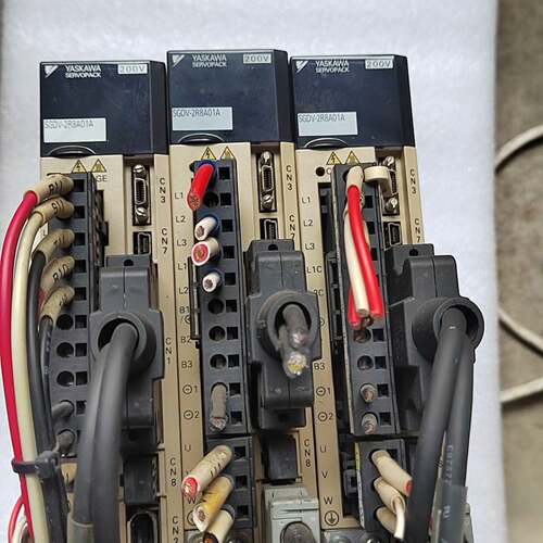 可维修SGDV-2R8A01A 400W，，安川伺服驱动器