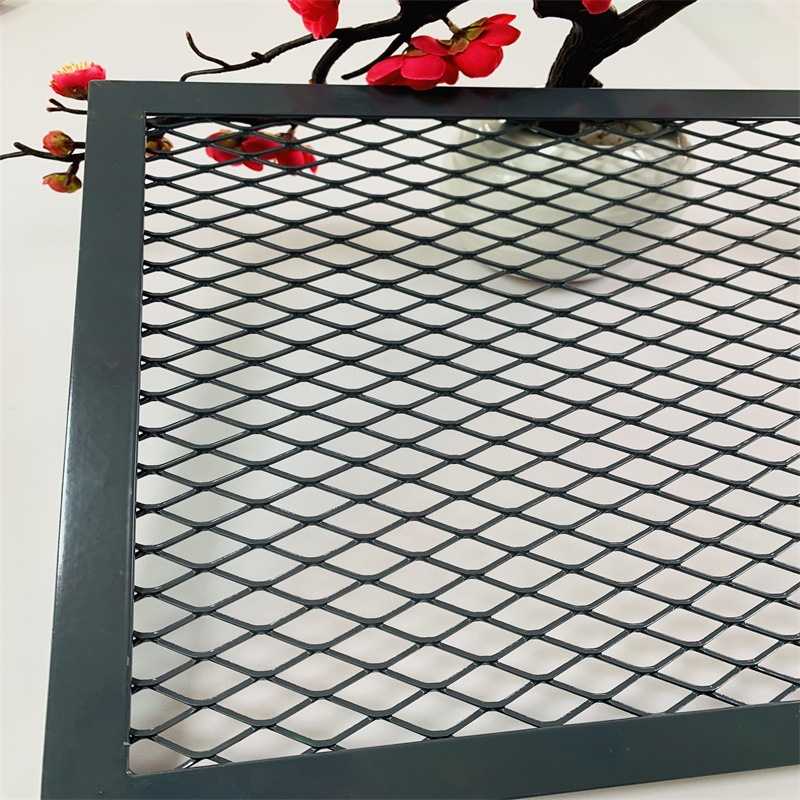 菱形网片小孔钢板网工业风铁艺屏风隔断铁网背景墙网格吊顶货架网