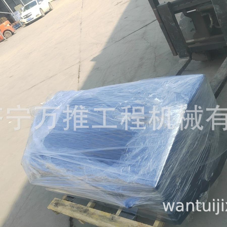 SD16燃油箱16Y-04C-01000 推土机燃油箱