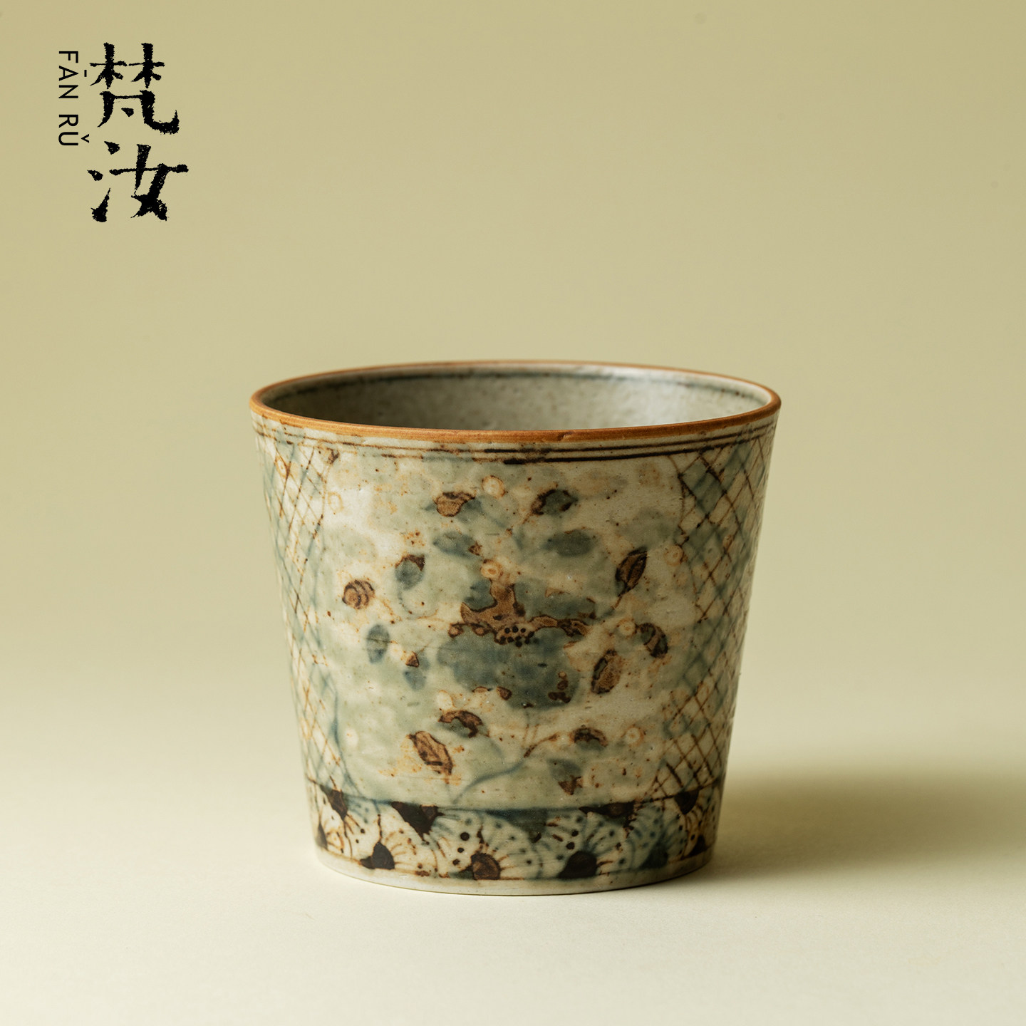 梵汝复古手绘青花纹手握杯创意做旧陶瓷品茗杯粗陶釉下彩功夫茶具