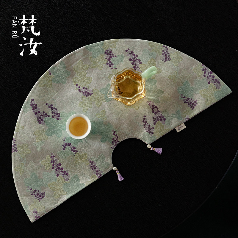 梵汝织锦缎干泡茶席创意手工高端桌旗刺绣桌布新中式一人户外茶垫