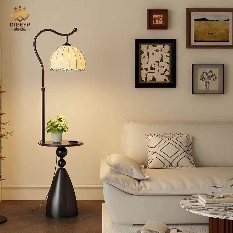 迪格雅中古客厅沙发旁置物架一体落地灯卧室床头氛围感护眼柜台灯
