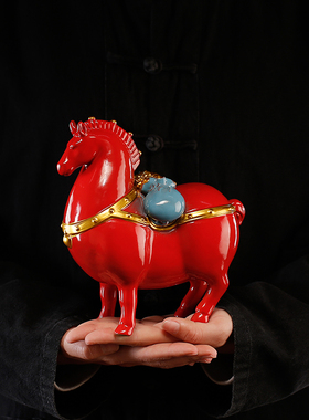 新中式办公室桌面酒柜电视柜客厅开业乔迁礼品创意唐马招财马摆件