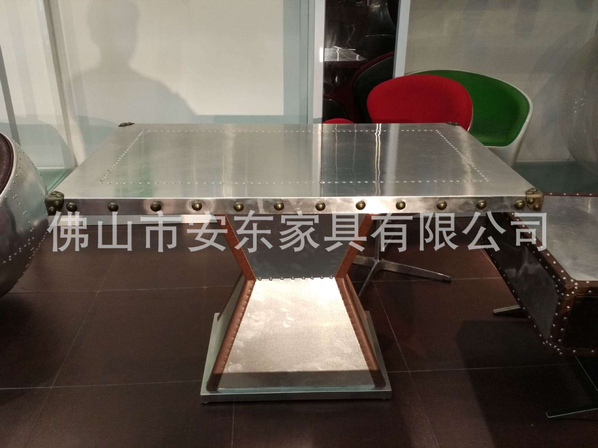 供应英伦复古工业铝皮餐桌 成套餐桌餐椅 做旧风格餐厅家具