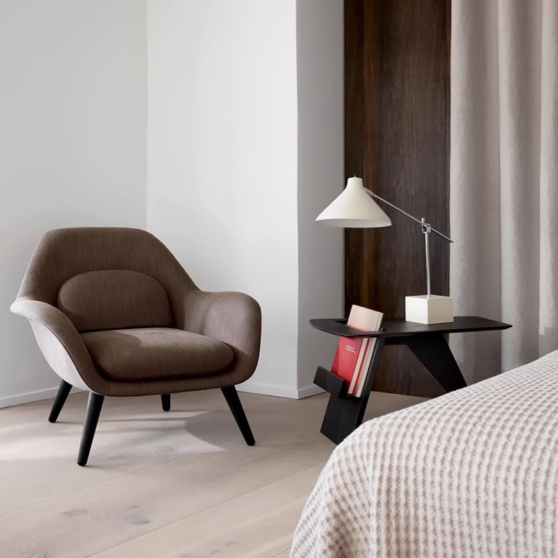 千纸鹤北欧客厅黑色角几极简置物实木茶几小边桌落地杂志收纳架