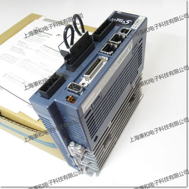 RYT500D5-VV2，伺服放大器单相或三相200V 0.05kW（富士电机）