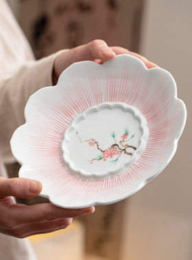 手绘桃花陶瓷花瓣茶托