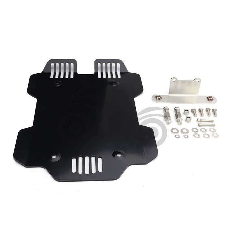 适用宝ma R18  全系通用改装发动机底盘保护板 保护罩 护板