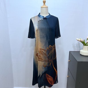 妈妈装夏款时尚连衣裙中年人新款洋气雪纺裙子中老年女装真丝长裙