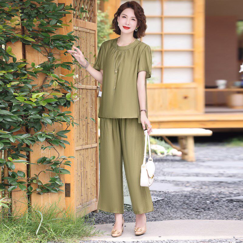 妈妈夏装短袖套装女2024新款中老年人洋气遮肚子显瘦阔腿裤两件套