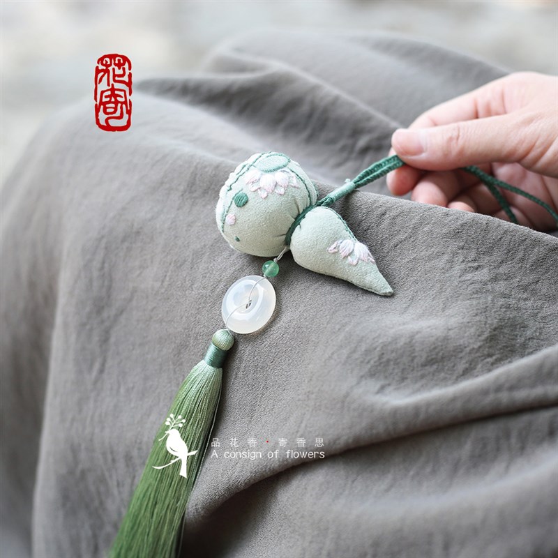 刺绣diy手工材料包葫芦香囊流苏香包平安车挂件送男友生日礼物