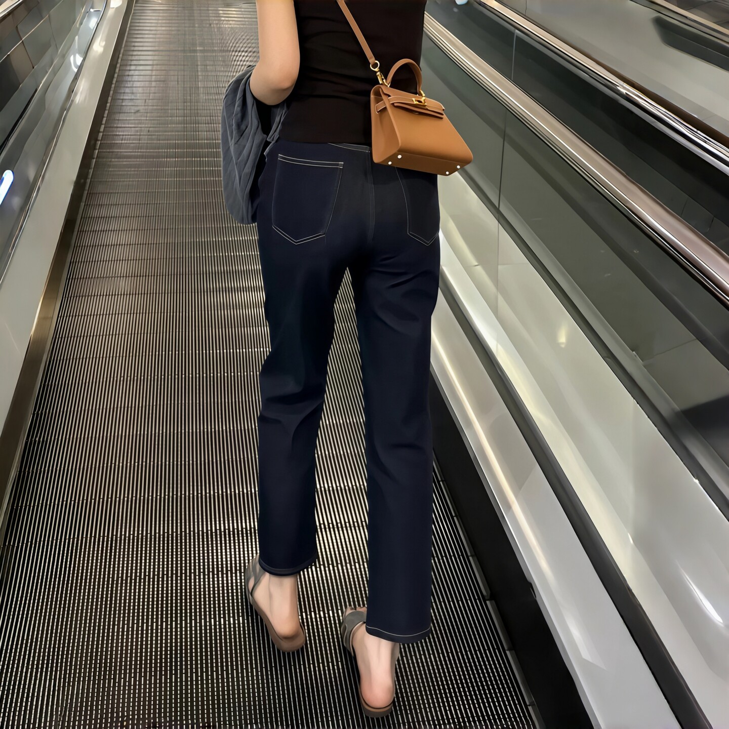 深蓝色窄版直筒牛仔裤女春秋新款冬季加绒小个子弹力八九分烟管裤