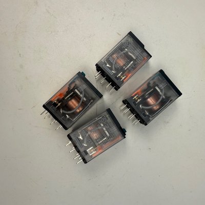 全新原厂 中间继电器RXM2AB1P7 RXM4AB1P7 230V 带测试按钮 无LED