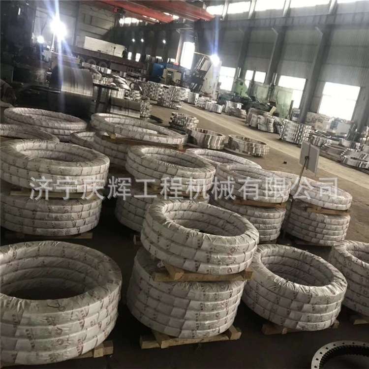 DH225-7挖掘机回转支撑 涨紧油缸 护链架 工字架 连杆 钩机马拉头