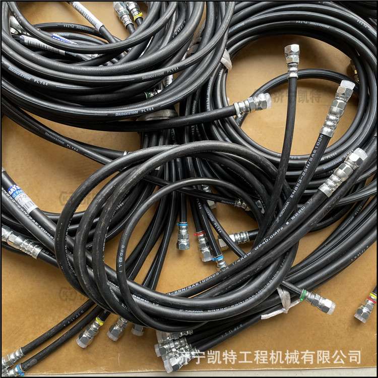 PC210-8挖掘机 全车低压控制管路 共41根先导液压管 不含行走