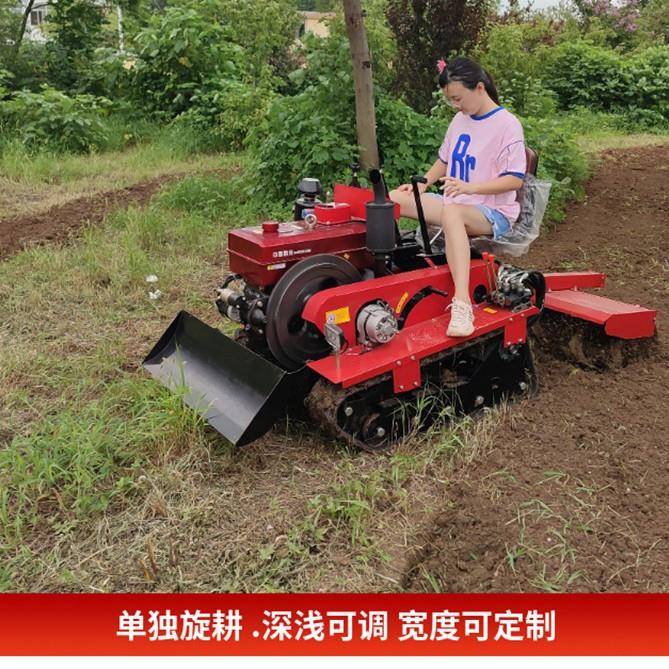 园管理机开沟施肥除草耕地旋耕机田园果园开沟柴油履带式微耕机