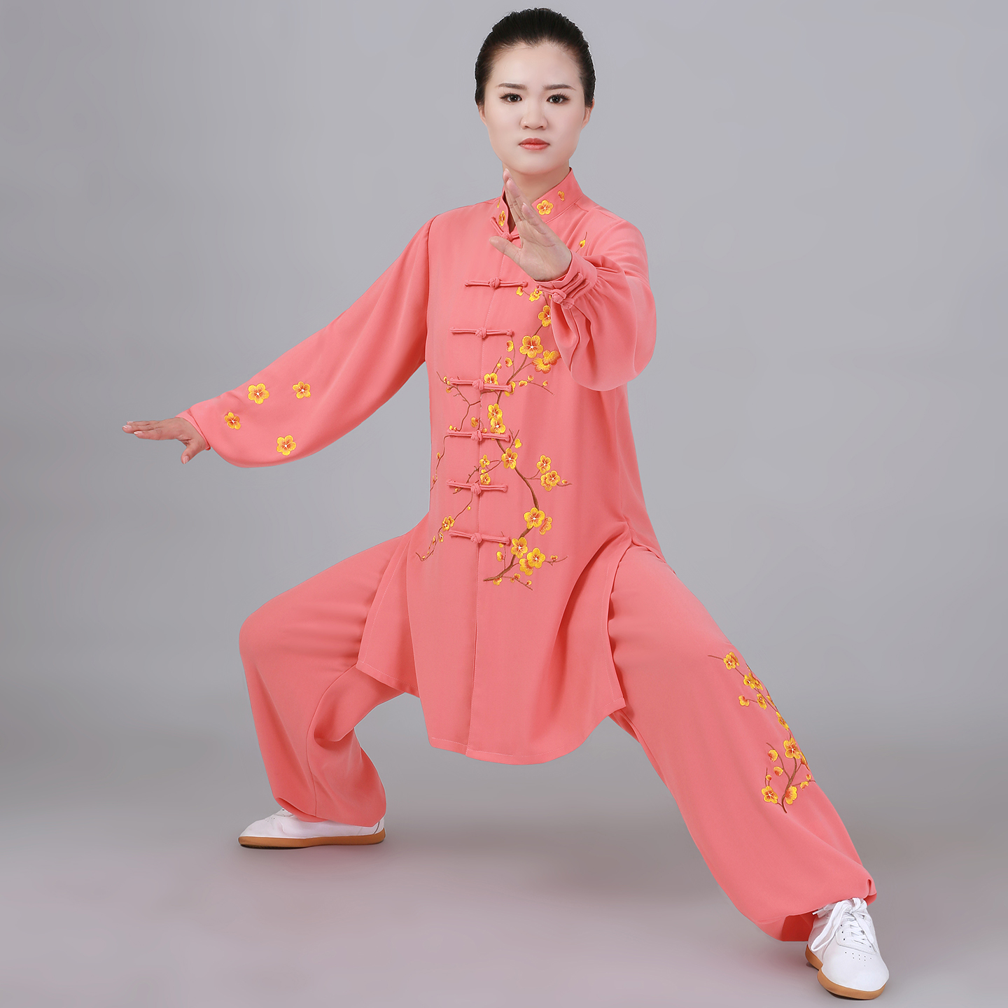 恋太极男女刺绣梅花太极服修身