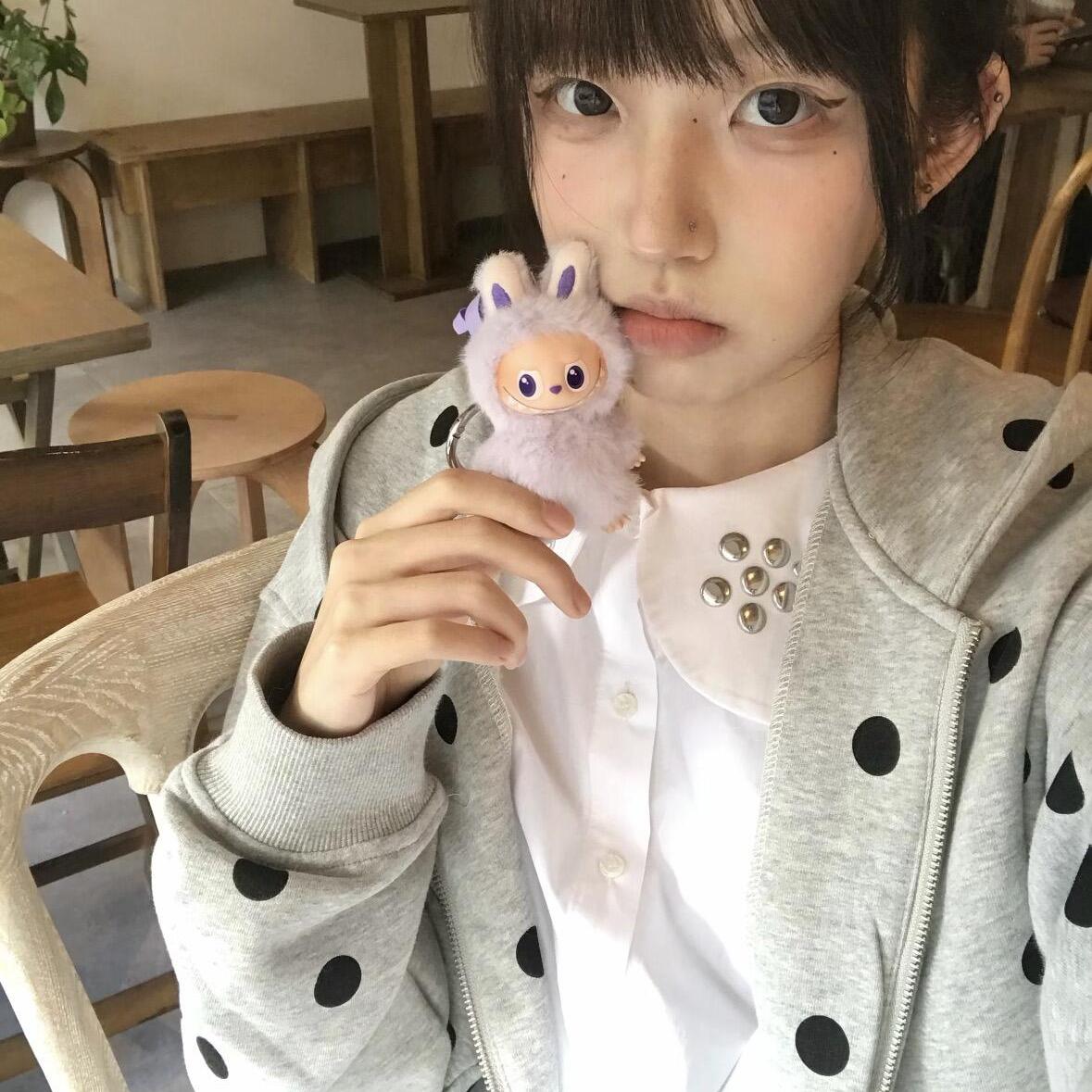 【无忧试穿】波点连帽外套卫衣女