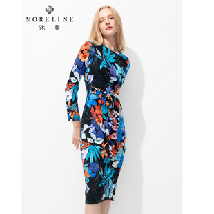 沐兰商场同款2025年春季复古满身印花圆领连衣裙A字裙中长款