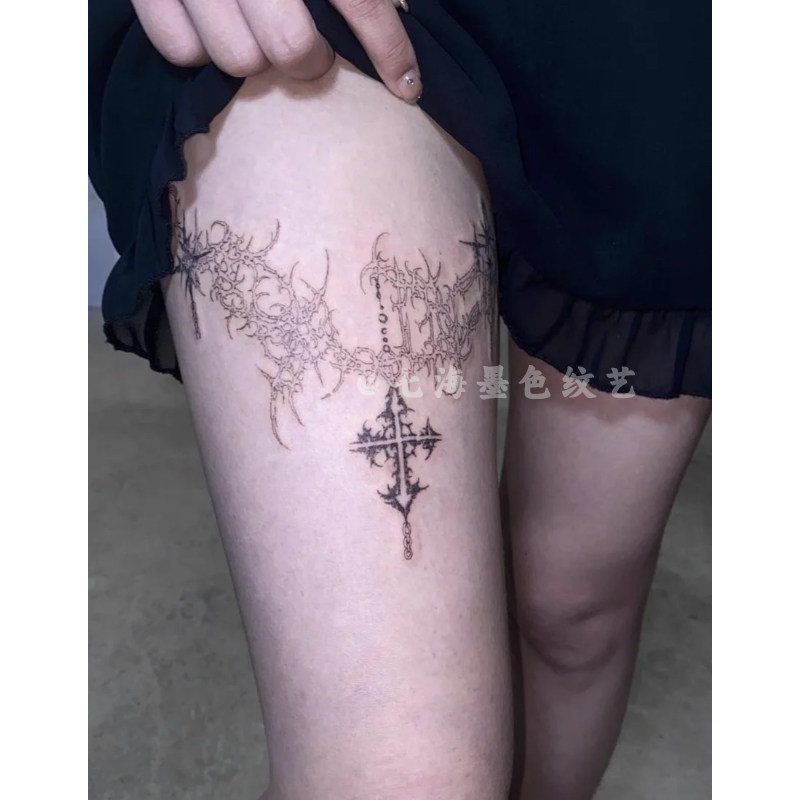 高级感性感辣妹仿真刺青大腿荆棘十字架腿环草本纹身贴女防水持久