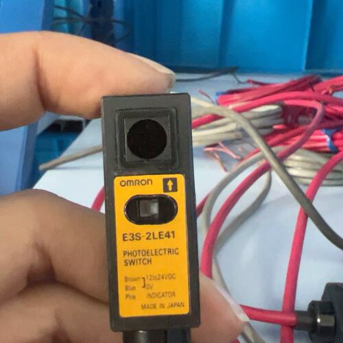 议价光电开关E3S-2LE41E3S-2LE412ME3S-2LE415M