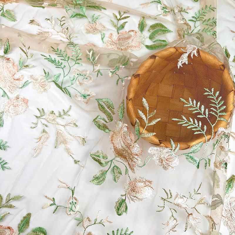 网纱提花刺绣布料窗纱门帘纱布装饰布田园风碎花裙料服装面料花布图片