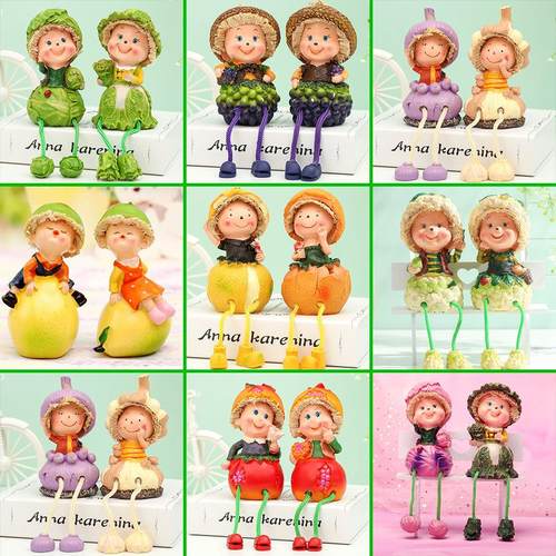 厂家直销嘟嘴梨子情侣娃娃吊脚摆件田园系列家居摆设盆景礼品